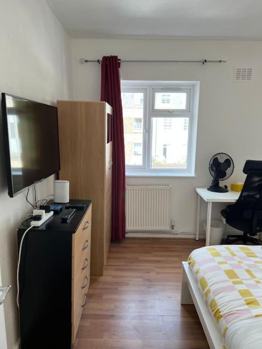 Lovely 4 Bedroom Spacious House In Camden Town-central Casa vacanze Londra